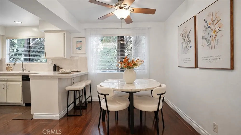 432 S Oak Knoll Avenue #4 Pasadena, CA 91101