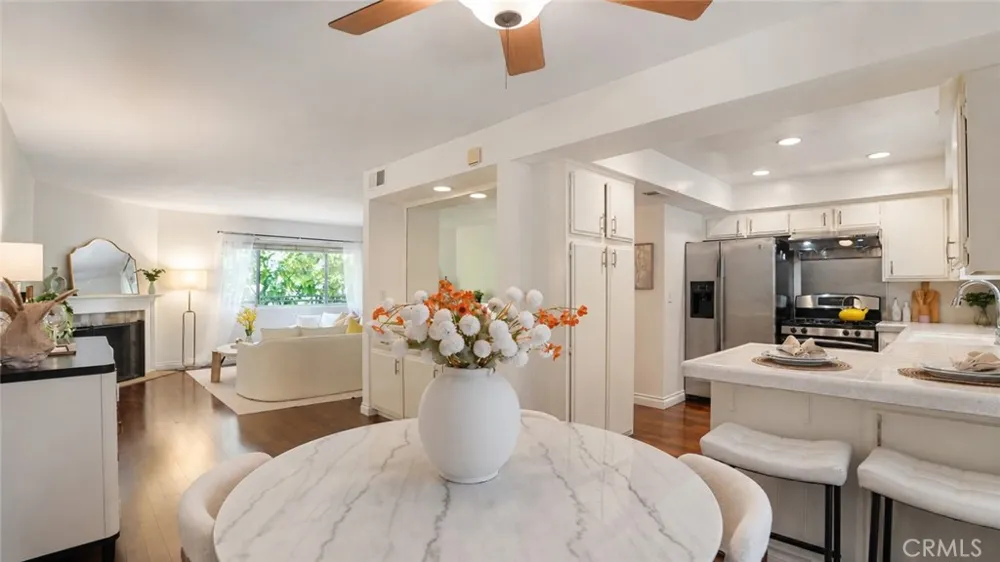 432 S Oak Knoll Avenue #4 Pasadena, CA 91101