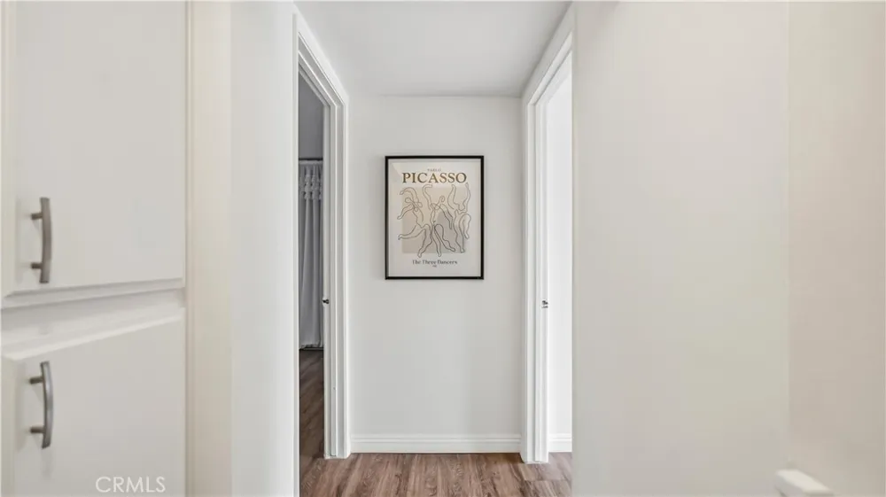 432 S Oak Knoll Avenue #4 Pasadena, CA 91101