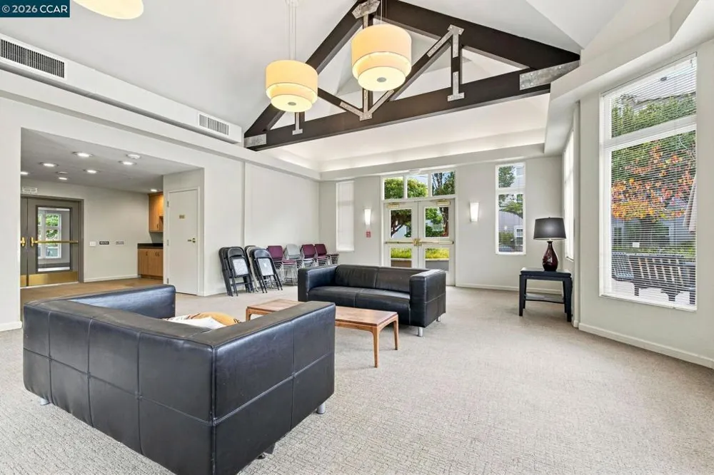 555 10th Street #326 Oakland, CA 94607