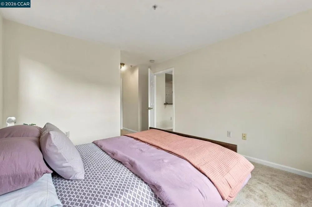 555 10th Street #326 Oakland, CA 94607