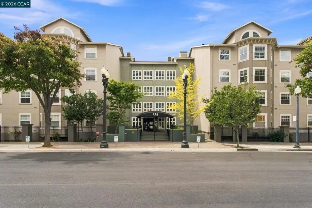 555 10th Street #326 Oakland, CA 94607