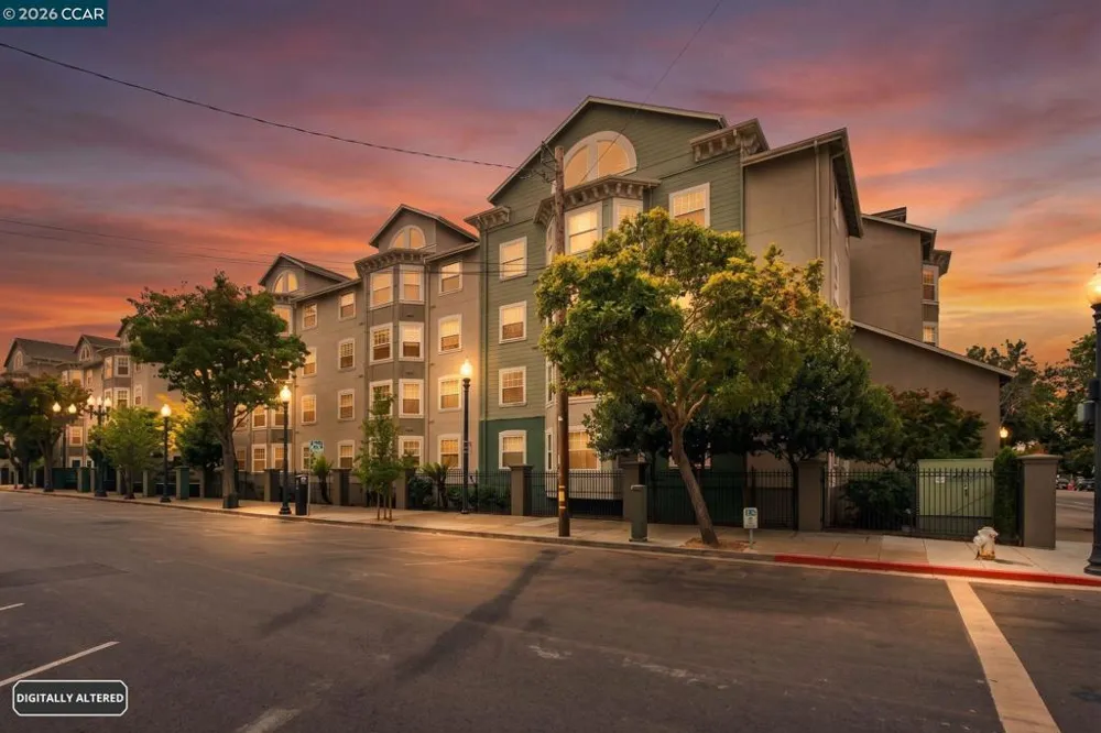 555 10th Street #326 Oakland, CA 94607