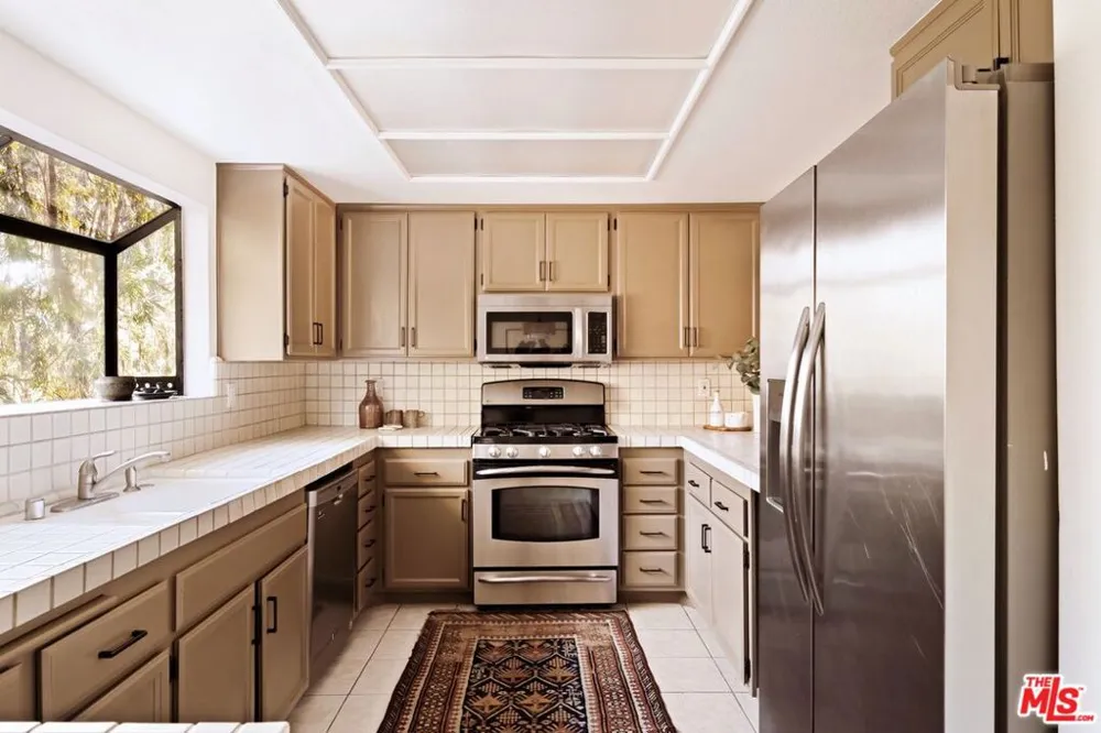 514 Garfield Avenue #B South Pasadena, CA 91030
