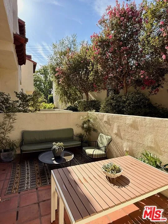 514 Garfield Avenue #B South Pasadena, CA 91030