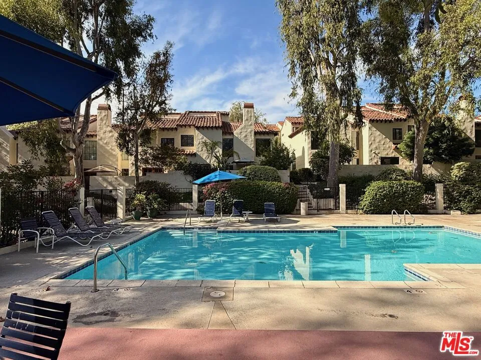 514 Garfield Avenue #B South Pasadena, CA 91030