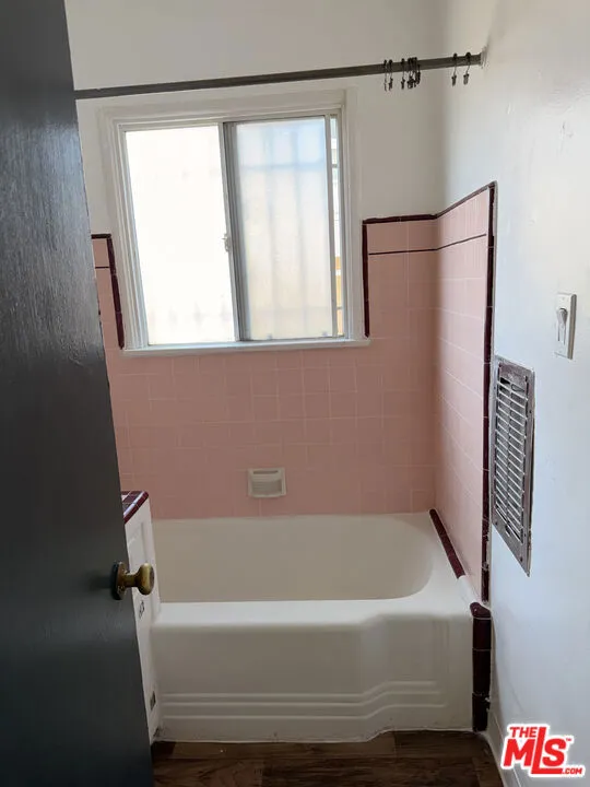 5951 Carlton Way Los Angeles, CA 90028
