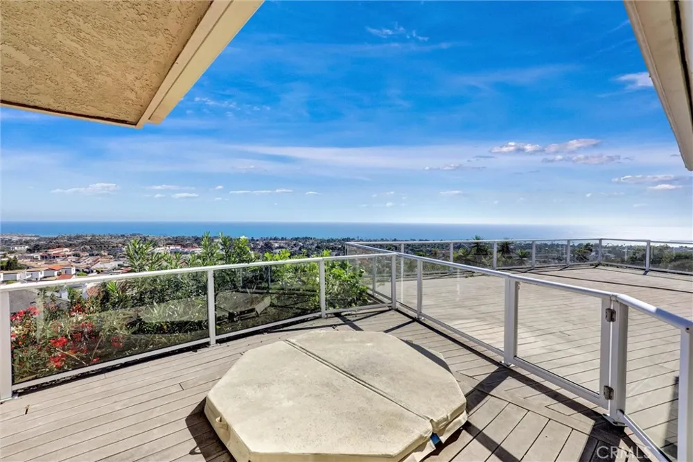 3817 Via Del Campo San Clemente, CA 92673