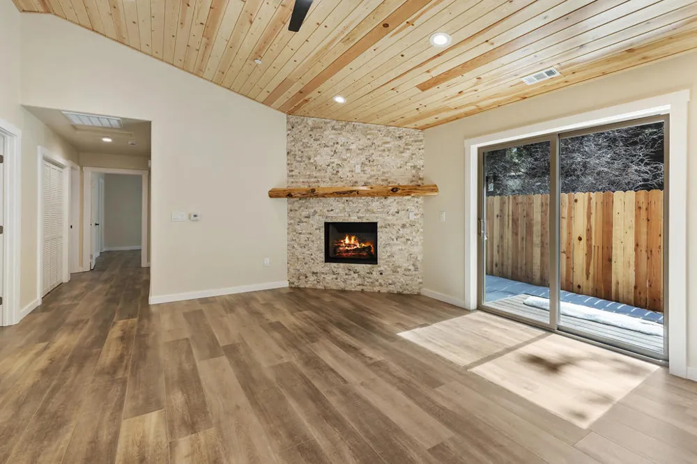 183 Moreno Lane Sugarloaf, CA 92386