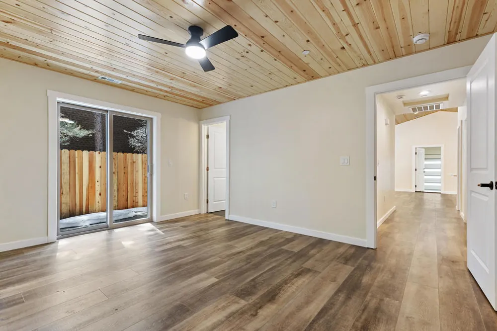 183 Moreno Lane Sugarloaf, CA 92386