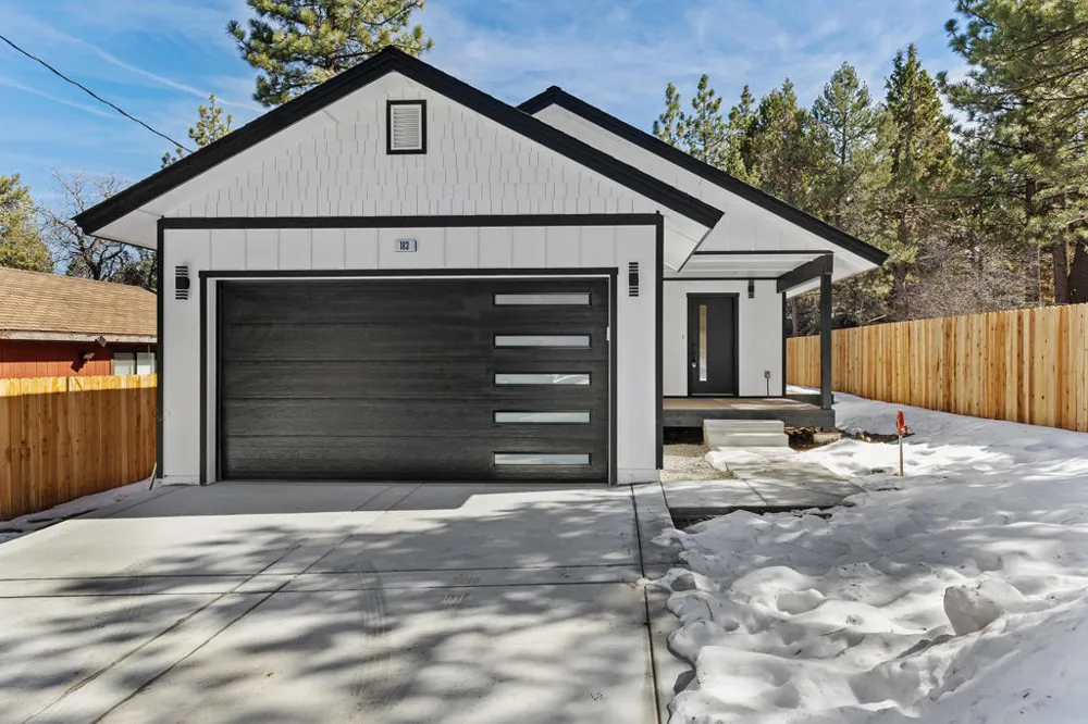 183 Moreno Lane Sugarloaf, CA 92386