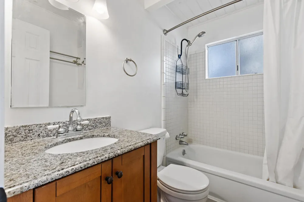 189 Moreno Ln Lane Sugarloaf, CA 92386