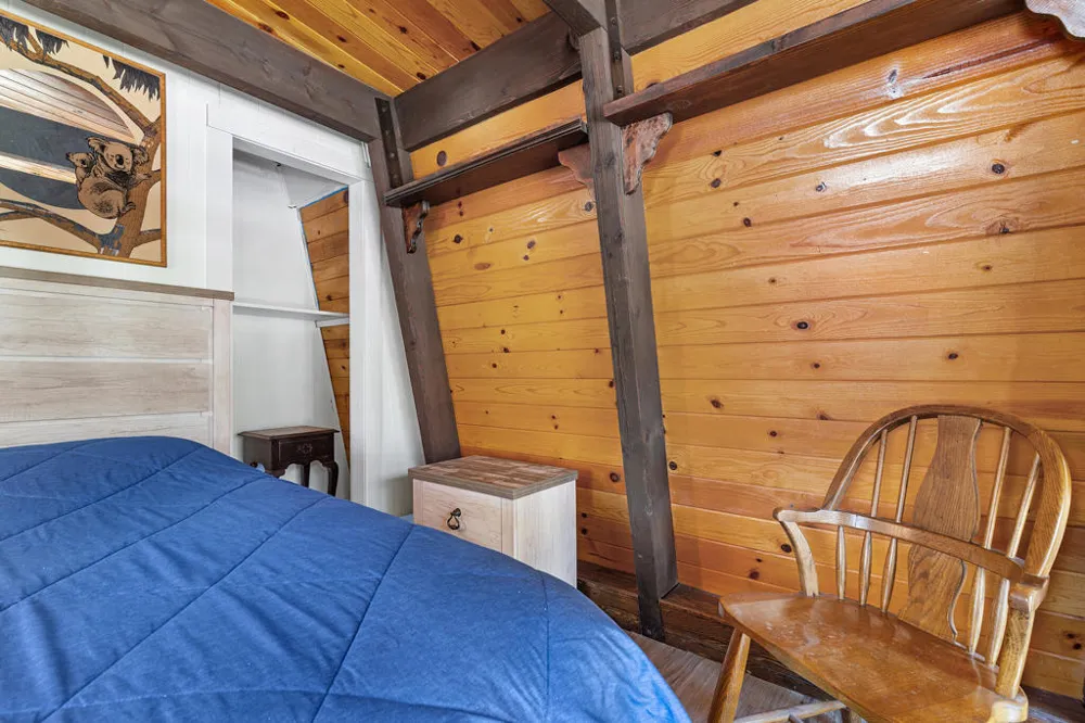 189 Moreno Ln Lane Sugarloaf, CA 92386