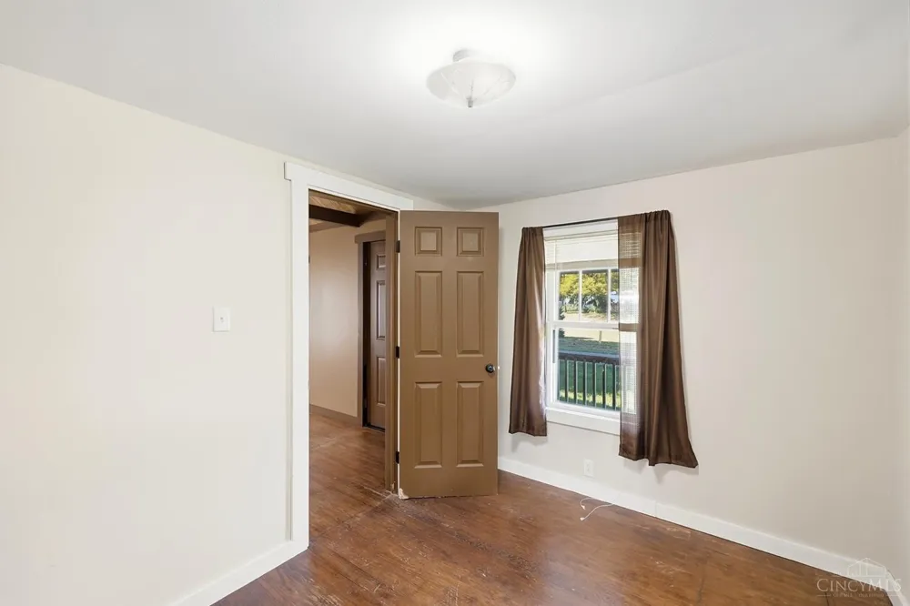 3288 Long Street Bowersville, OH 45307