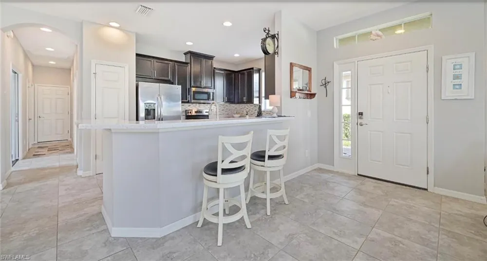 2703 Vareo Court Cape Coral, FL 33991