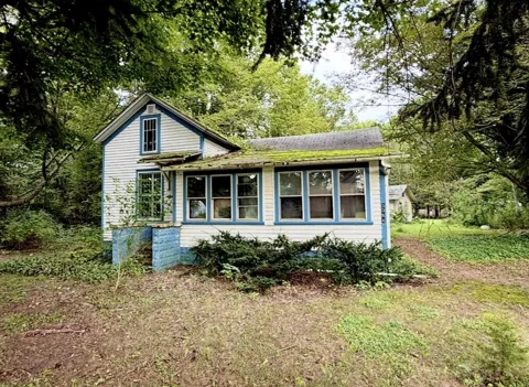 3384 Riverside Road
