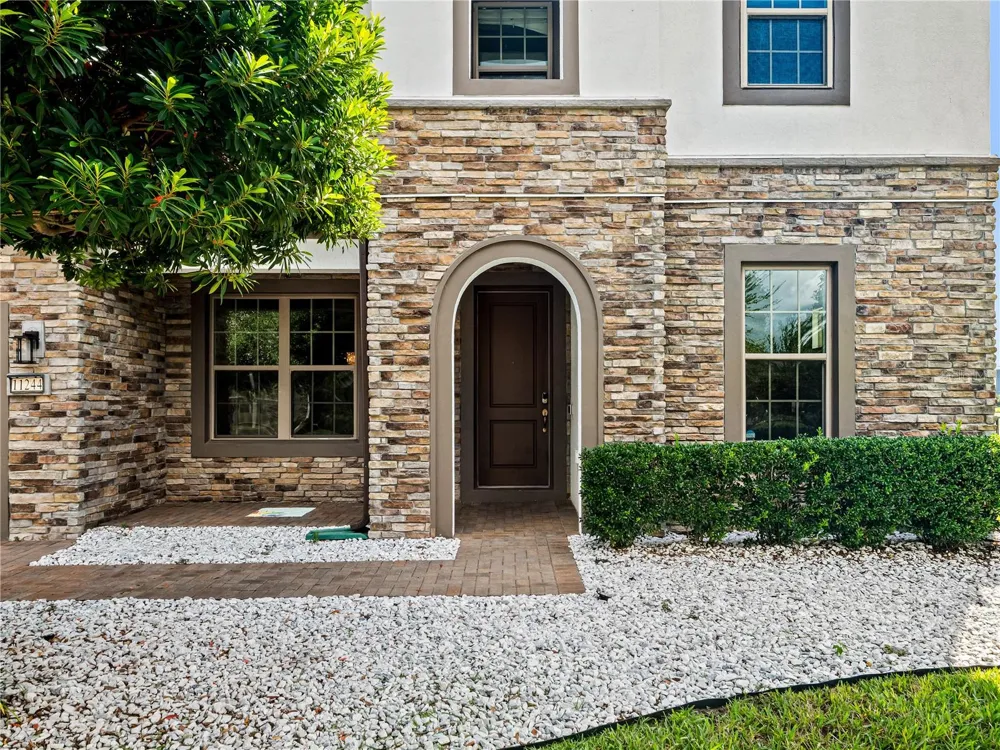11244 LEMON LAKE Orlando, FL 32836