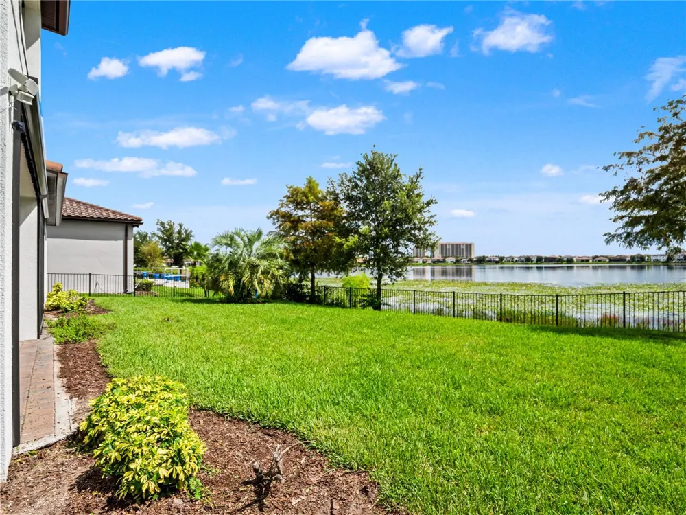11244 LEMON LAKE Orlando, FL 32836