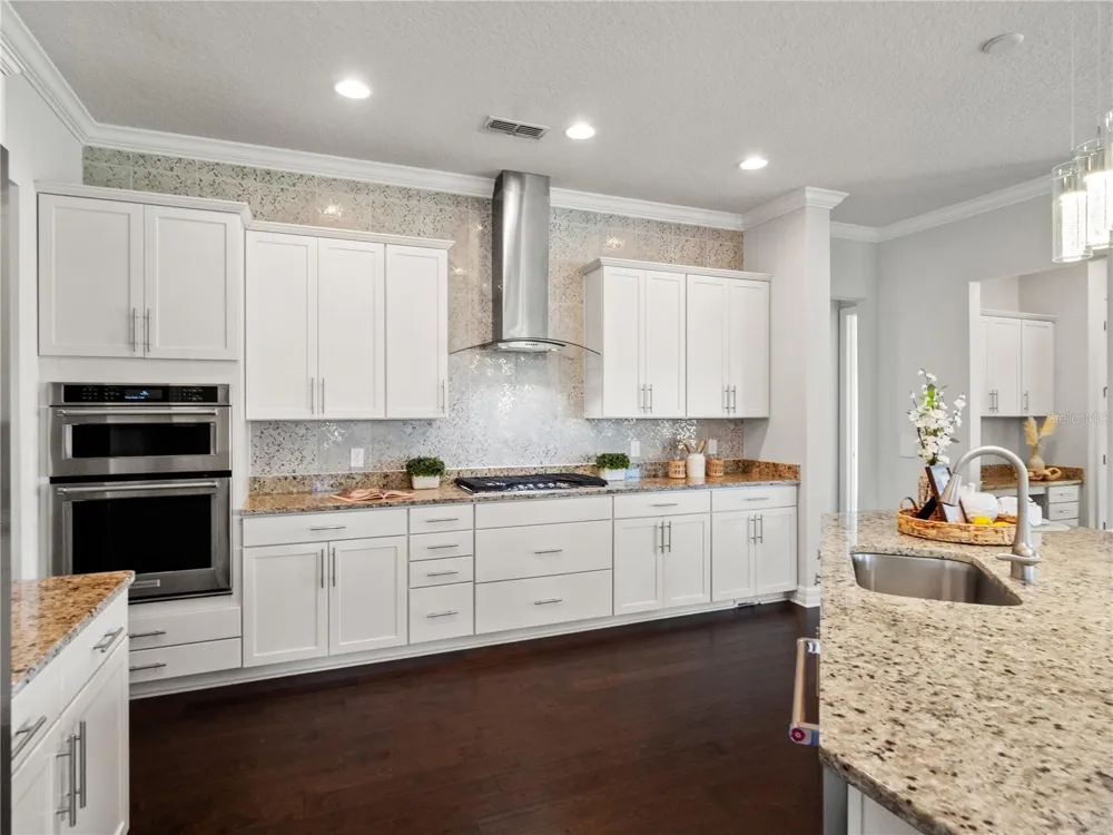 11244 LEMON LAKE Orlando, FL 32836