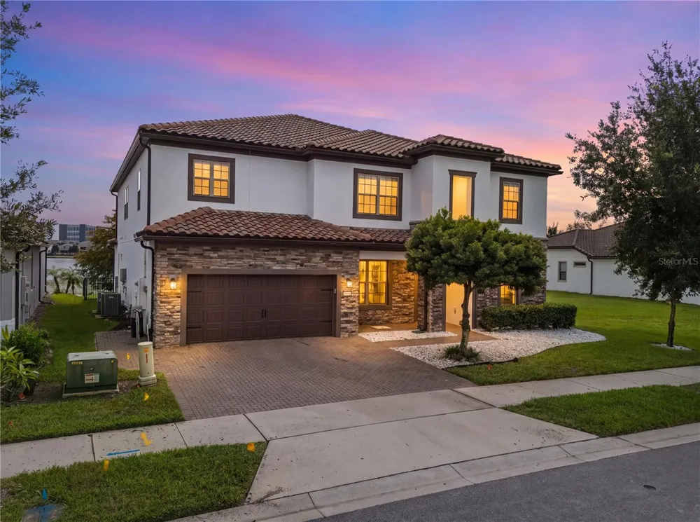 11244 LEMON LAKE Orlando, FL 32836