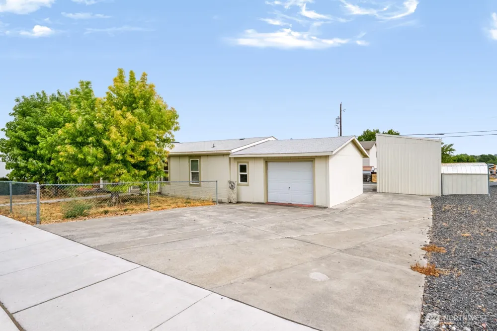 34 Ginkgo Street Ephrata, WA 98823