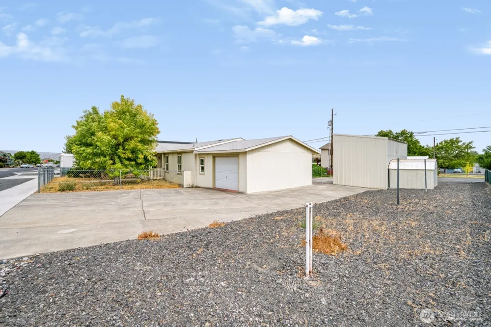 34 Ginkgo Street Ephrata, WA 98823