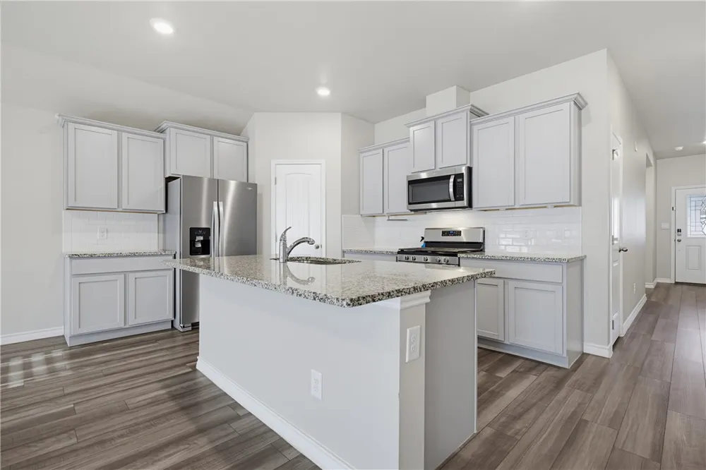 208 Oxford Sinton, TX 78387