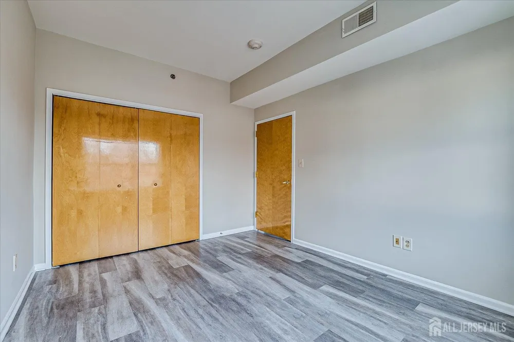 160 Durham Avenue #203 Metuchen, NJ 08840