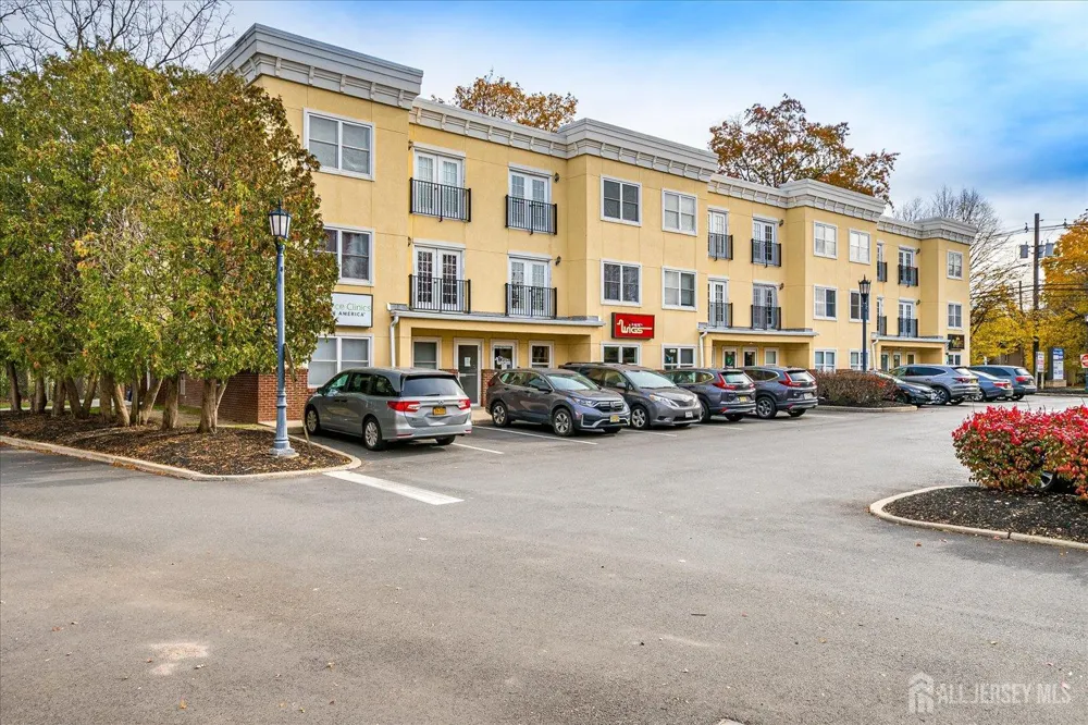 160 Durham Avenue #203 Metuchen, NJ 08840