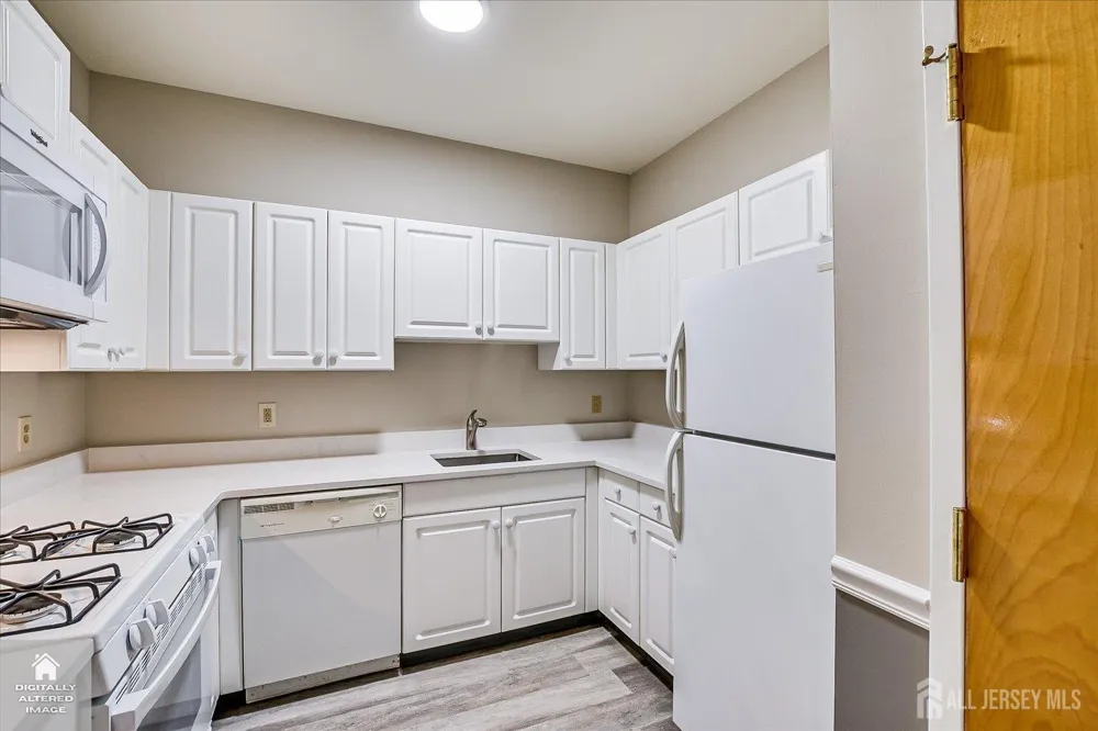 160 Durham Avenue #203 Metuchen, NJ 08840