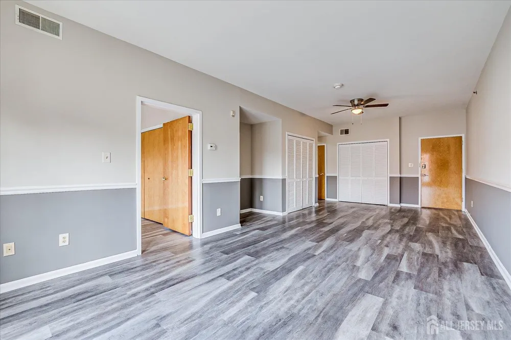 160 Durham Avenue #203 Metuchen, NJ 08840