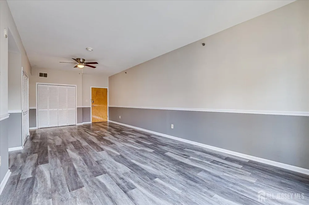 160 Durham Avenue #203 Metuchen, NJ 08840