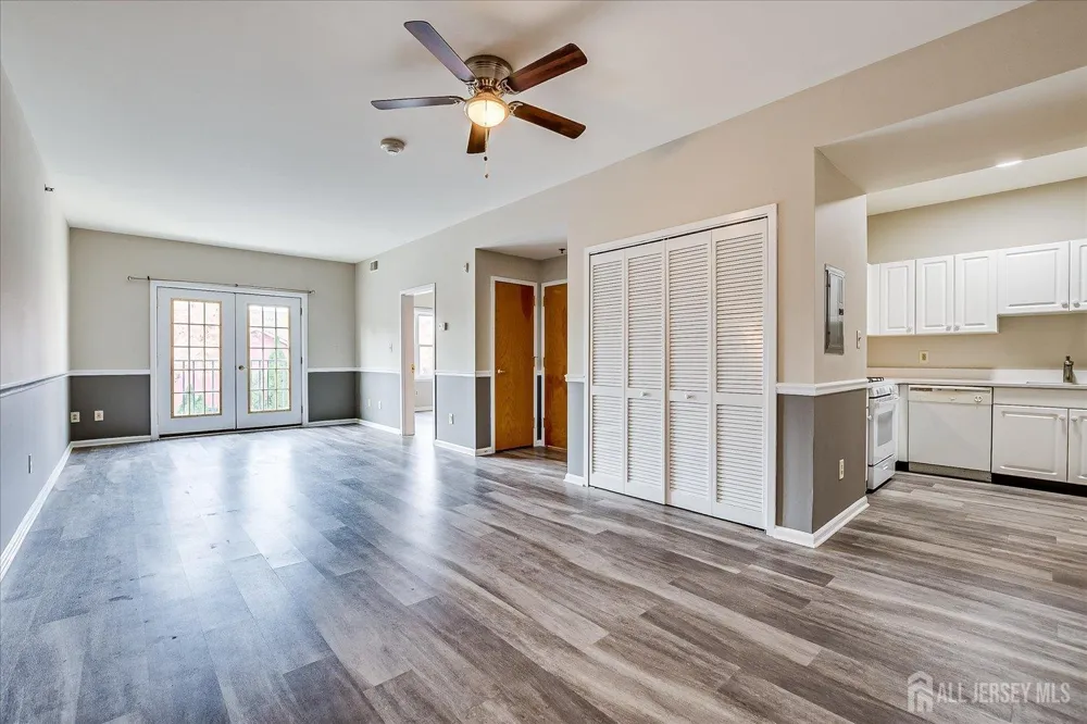 160 Durham Avenue #203 Metuchen, NJ 08840