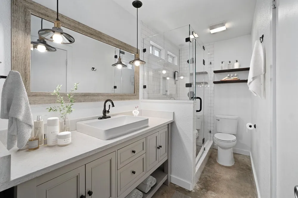 6605 Woodhue Drive Austin, TX 78745
