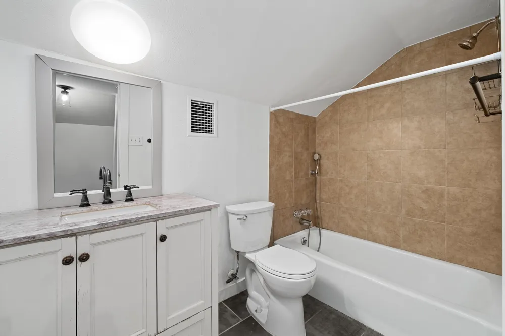 6605 Woodhue Drive Austin, TX 78745
