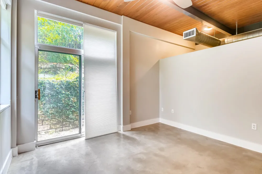 2205 Lamar Boulevard #311 Austin, TX 78705