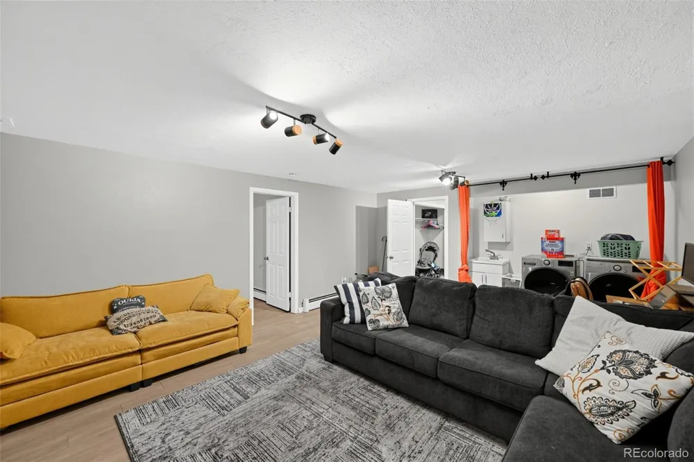 2288 S Sherman Street Denver, CO 80210