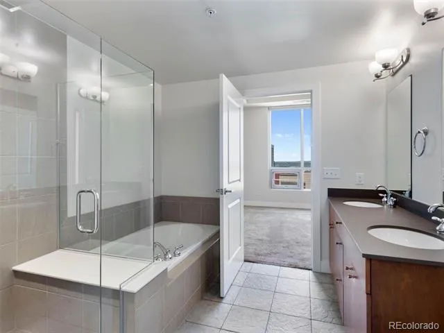 2001 Lincoln Street #2713 Denver, CO 80202