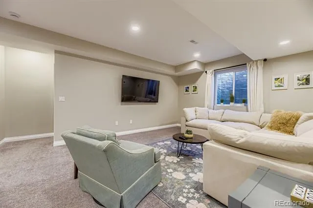 7115 S Uriah Street Aurora, CO 80016