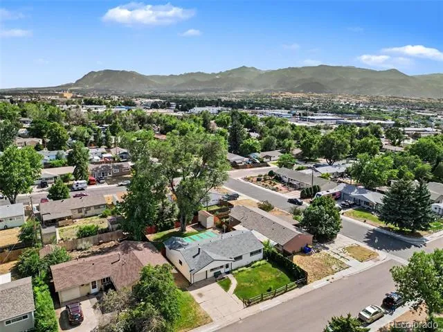 303 Elmwood Drive Colorado Springs, CO 80907