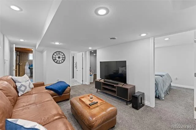 6518 W 70th Place Arvada, CO 80003