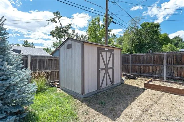 6518 W 70th Place Arvada, CO 80003