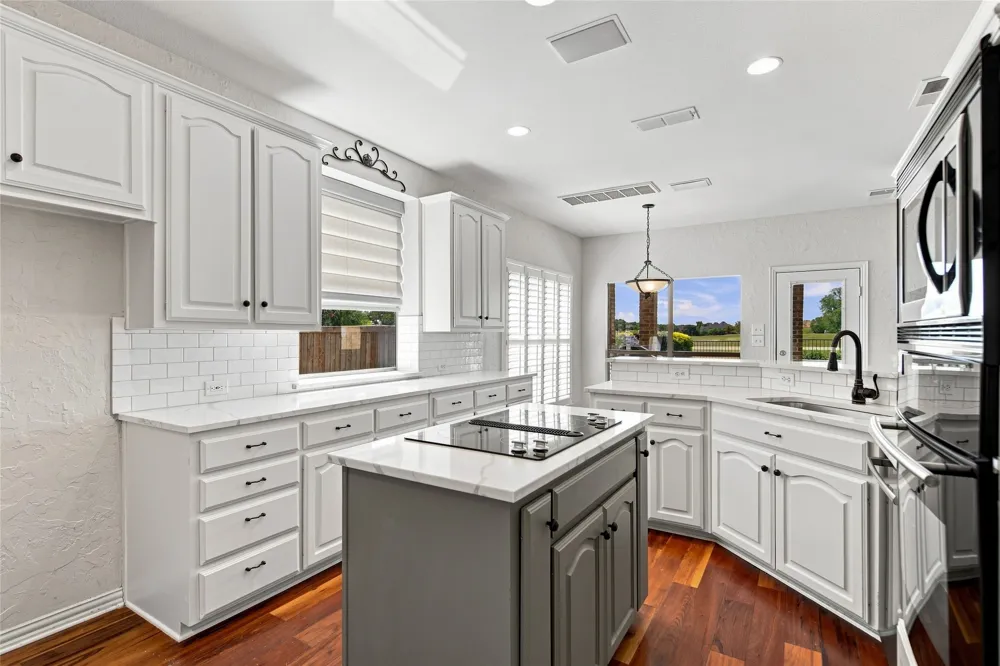1820 Forest Bend Lane Keller, TX 76248
