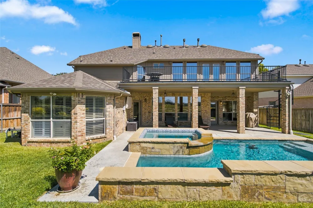 1820 Forest Bend Lane Keller, TX 76248