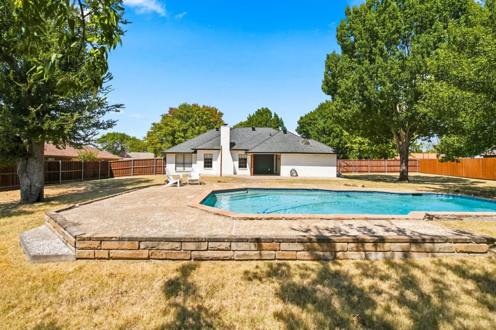 3808 Chestnut Street Fort Worth, TX 76137