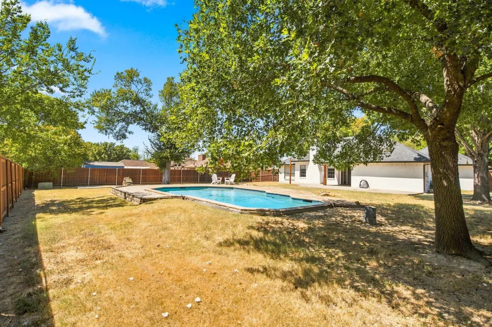 3808 Chestnut Street Fort Worth, TX 76137