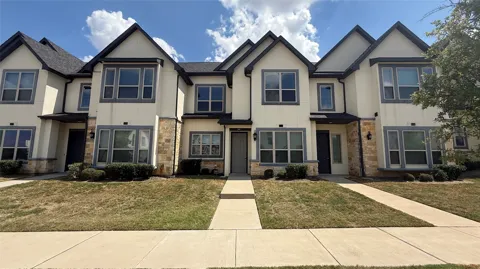 16072 Doe Lake Drive