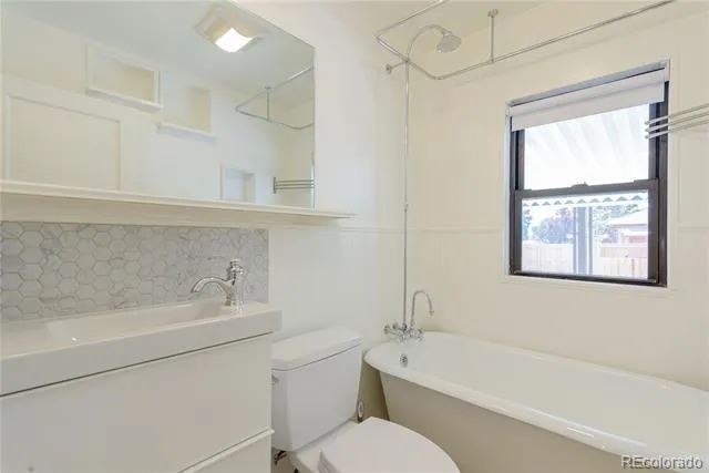 2701 Steele Street Denver, CO 80205