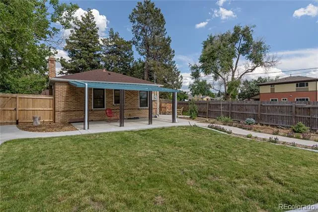 2701 Steele Street Denver, CO 80205
