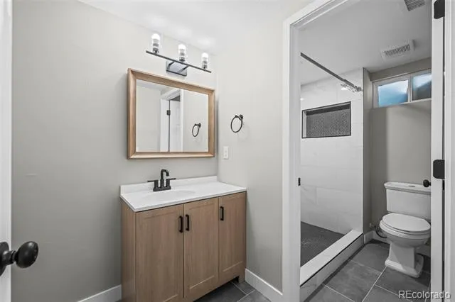 5725 W 5th Avenue Lakewood, CO 80226